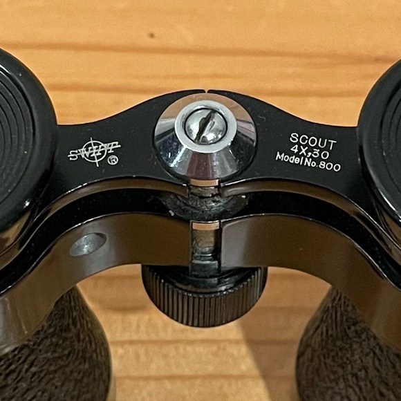 VINTAGE SWIFT SCOUT BINOCULARS 4X,30 Model No. 800 Compact Size Made In Japan - Picture 4 of 10